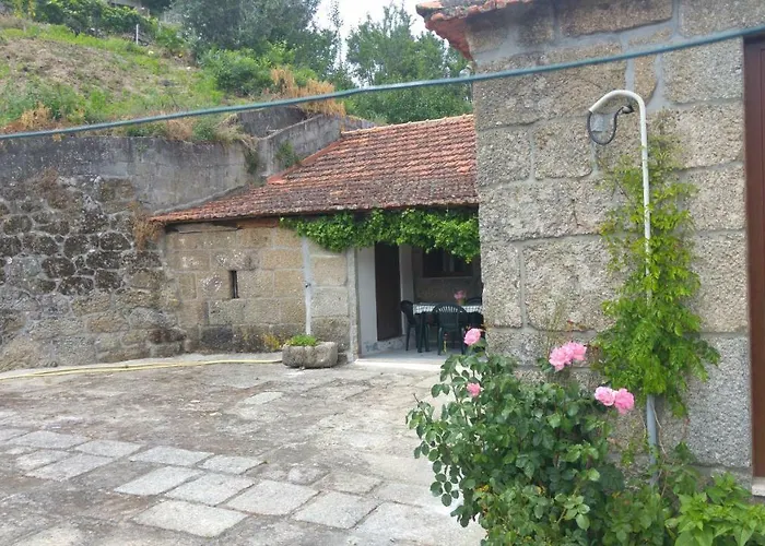 Casa Da Eira - Castanheiras בית כפרי